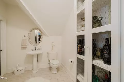 Bath - 3604 Nightfall Ct, Raleigh, NC 27607 photo 8 of 8