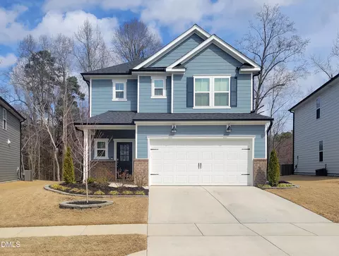 629 Donnegal Farm Dr, Fuquay Varina, NC 27526