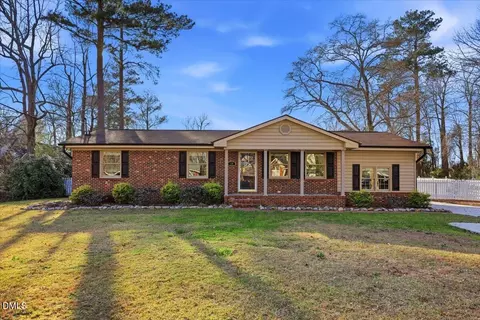 133 Crescent St, Princeton, NC 27569