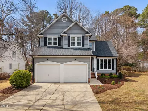 5240 Fairmead Cir, Raleigh, NC 27613