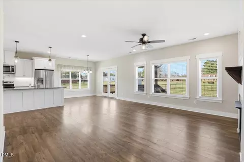 Living - 2249 Brogden Rd, Smithfield, NC 27577 photo 1 of 4