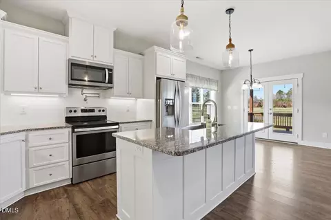 Kitchen - 2249 Brogden Rd, Smithfield, NC 27577 photo 2 of 6