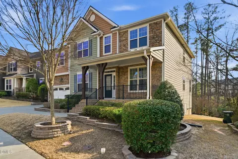 5016 Trembath Ln, Cary, NC 27519