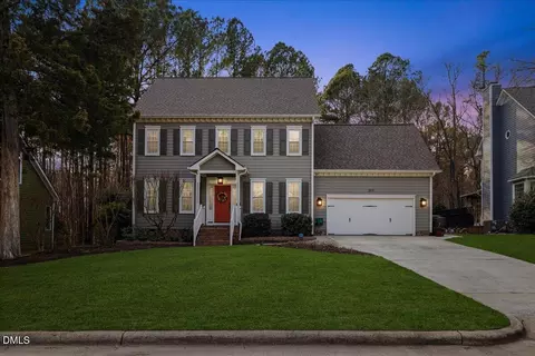 203 Perry Creek Dr, Chapel Hill, NC 27514