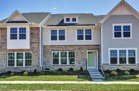 1409 Goldsboro Ave, Sanford, NC 27330