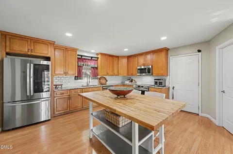 Kitchen - 123 Montclair Cir, Durham, NC 27713 photo 3 of 5