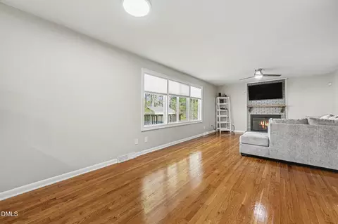 Living - 123 Montclair Cir, Durham, NC 27713 photo 2 of 3