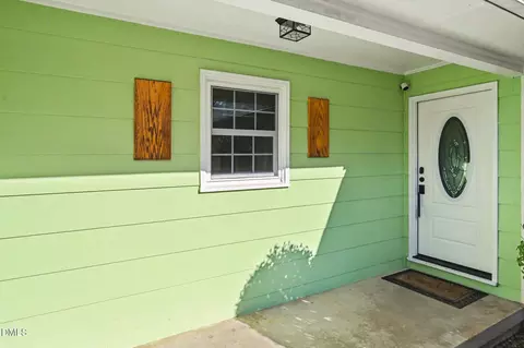 Exterior - 123 Montclair Cir, Durham, NC 27713 photo 3 of 8