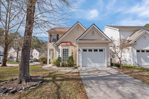 1424 Crimson Creek Dr, Durham, NC 27713