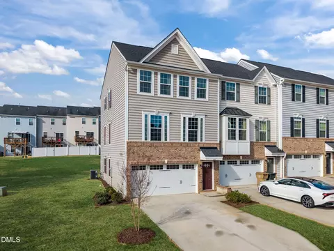 325 Amber Acorn Ave, Raleigh, NC 27603