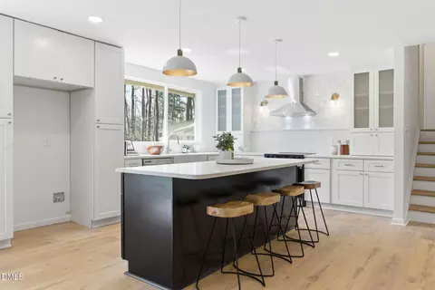 7 Cates Ct, Hillsborough, NC 27278