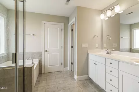 Bath - 111 Laporte Path, Garner, NC 27529 photo 3 of 5