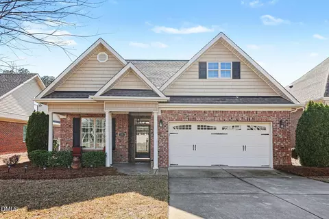 215 Shady Holw, Garner, NC 27529