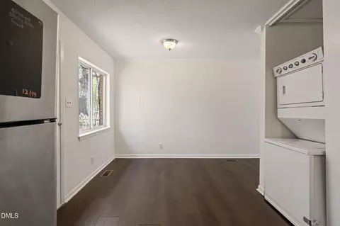 Dining - 825 Waring St, Durham, NC 27704 photo 1 of 1