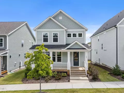 520 Roycroft Dr, Wake Forest, NC 27587