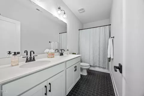 Bath - 520 Roycroft Dr, Wake Forest, NC 27587 photo 2 of 2