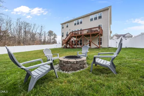 1178 Yorkshire Dr, Burlington, NC 27215