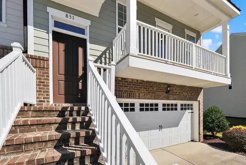 831 Tunisian Dr, Apex, NC 27523