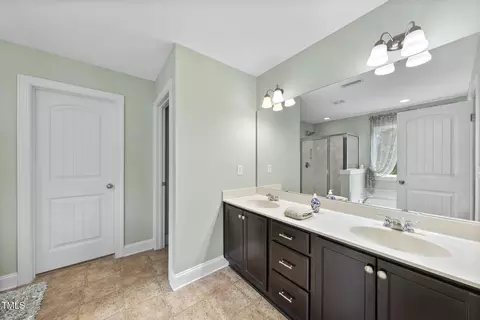 Bath - 728 Spruce Meadows Ln, Willow Spring, NC 27592 photo 3 of 5