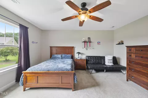 Bedroom - 728 Spruce Meadows Ln, Willow Spring, NC 27592 photo 4 of 5