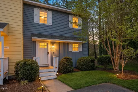 5725 Pool Side Dr, Raleigh, NC 27612