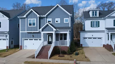 431 Wyndham Dr, Chapel Hill, NC 27516