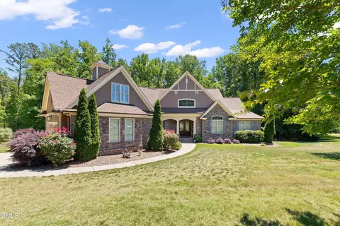 1106 Dovefield Ln, Youngsville, NC 27596