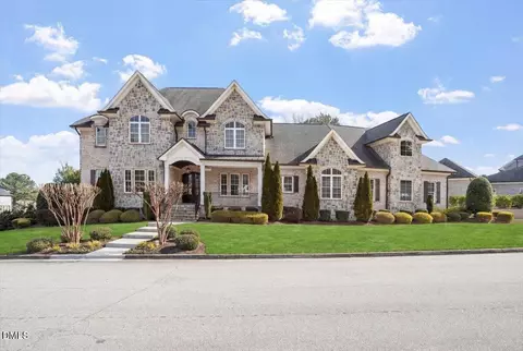 12616 Village Springs Rd, Raleigh, NC 27614