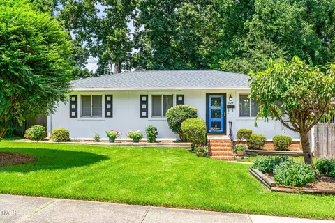 1129 Marlborough Rd, Raleigh, NC 27610
