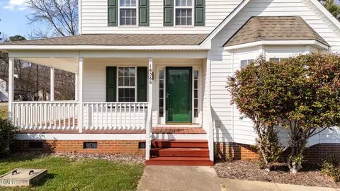 1636 Middle Ridge Dr, Willow Spring, NC 27592