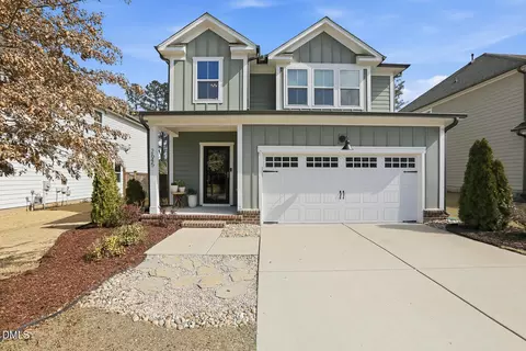 2645 Impulsion Dr, New Hill, NC 27562