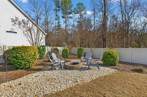 Exterior - 16 Diamond Hill Cir, Garner, NC 27529 photo 9 of 10