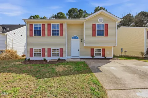 1812 Shiva Ct, Durham, NC 27703