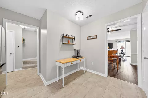 Entry Way - 18 Willow Bridge Dr, Durham, NC 27707 photo 2 of 3