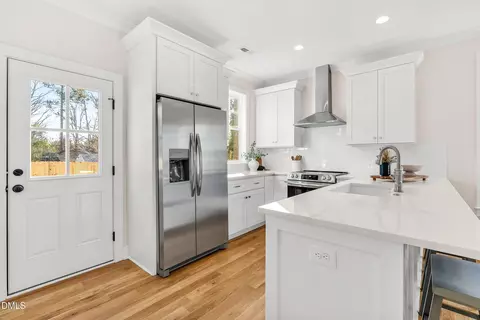 213 Gresham Ave, Durham, NC 27704 photo 5