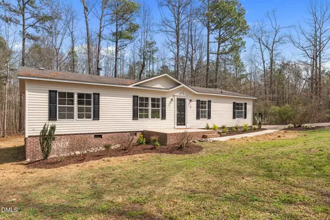 35 Athens Ct, Cameron, NC 28326