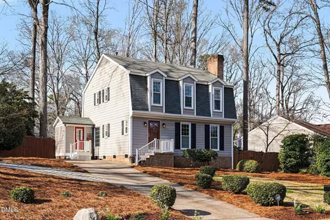 4505 Wenchelsea Pl, Raleigh, NC 27612