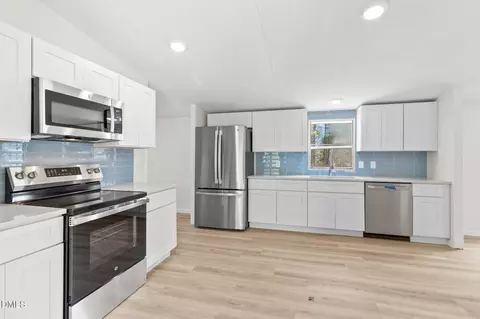 840 Ed Thomas Rd, Cameron, NC 28326