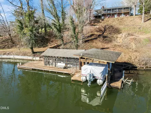 154 Spinnaker Ln, Semora, NC 27343