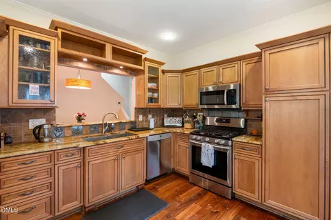 Kitchen - 407 Waterside Dr, Carrboro, NC 27510 photo 2 of 3