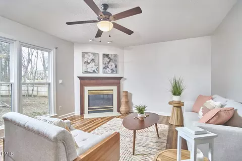 509 Olde Towne Dr, Sanford, NC 27330