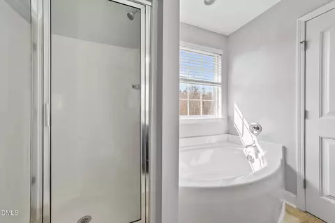 Bath - 41 Solstice Ln, Garner, NC 27529 photo 2 of 2