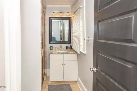 Bath - 1025 Cornell St, Durham, NC 27707 photo 4 of 6