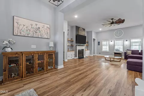 Entry Way - 9405 Whitley Rd, Bailey, NC 27807 photo 1 of 5