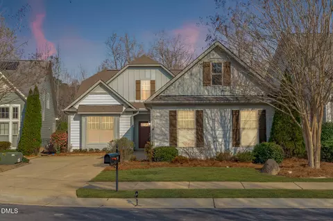 55 White Pine Dr, Clayton, NC 27527