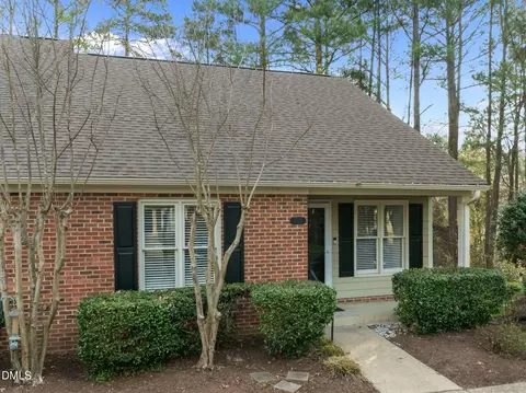701 Gatehouse Ln, Durham, NC 27707 photo 3