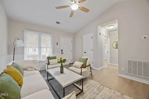 701 Gatehouse Ln, Durham, NC 27707 photo 8