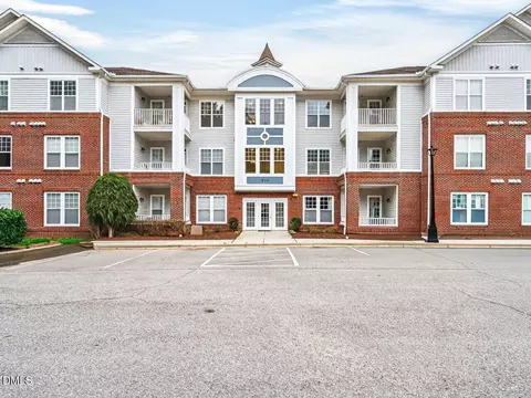 623 Eyam Hall Ln, Apex, NC 27502