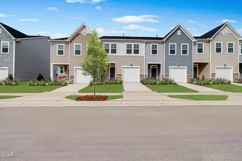2937 Hickory Field Dr, Raleigh, NC 27616