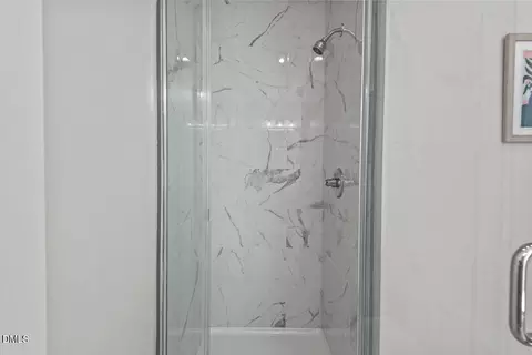 Bath - 1106 9th St, Durham, NC 27705 photo 9 of 16
